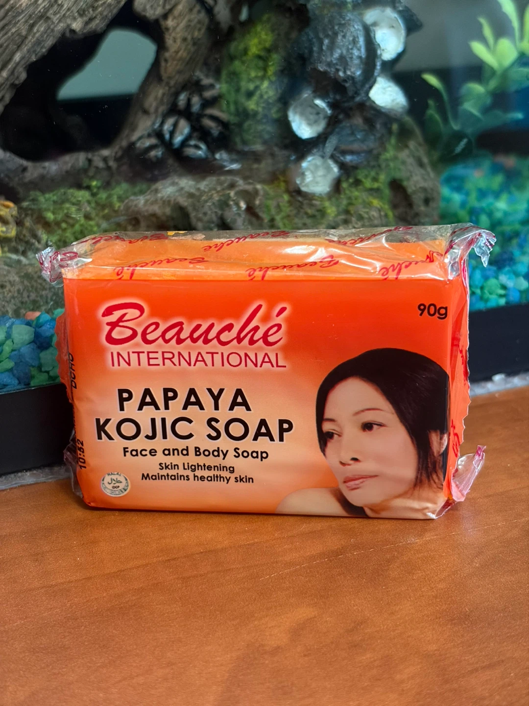 Beauché International Papaya Kojic Soap