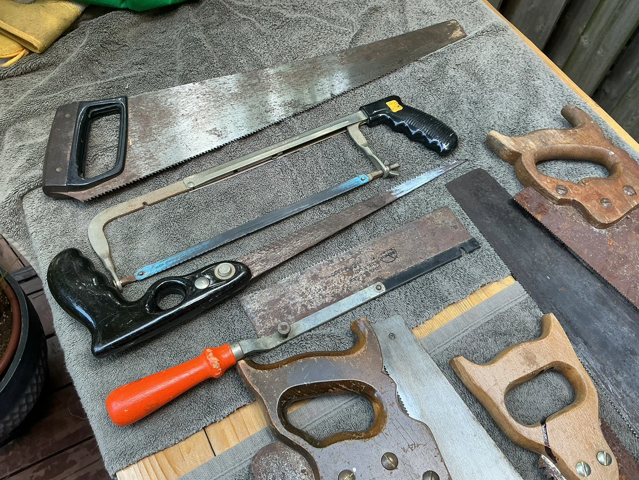 Assorted Lot of 11 Vintage Hand Saws ! - photo 3