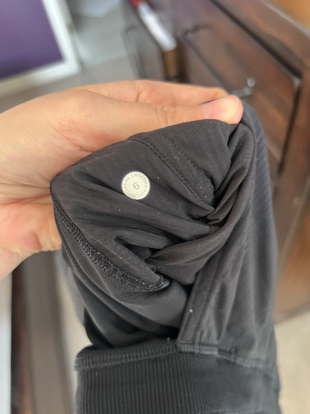 Size 6 lulu black studio pants - photo 4