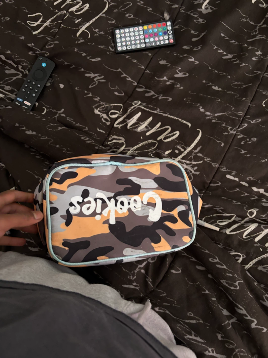 Cookies Camo Travel Pouch - photo 2