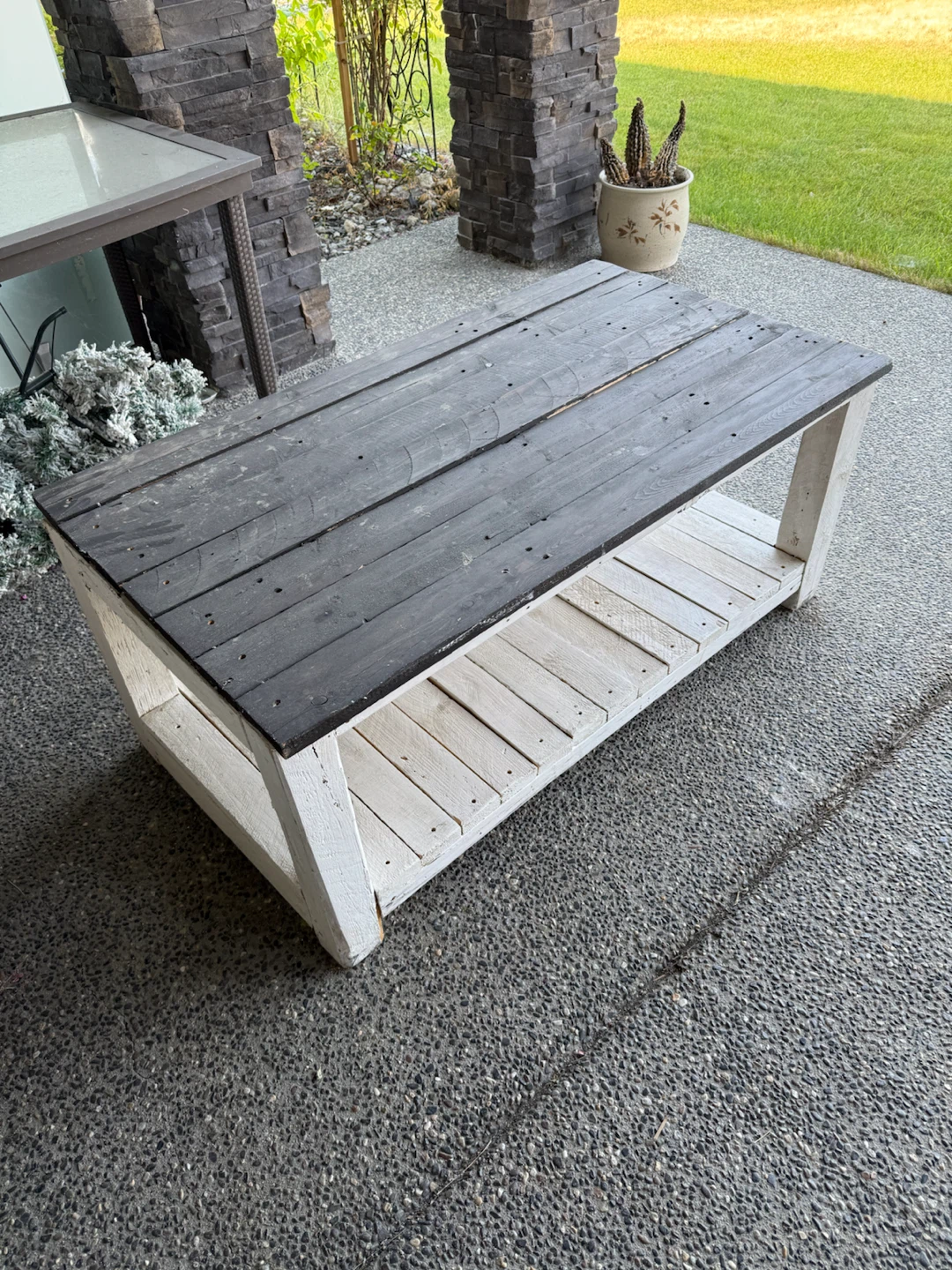 Rustic farmhouse coffee table