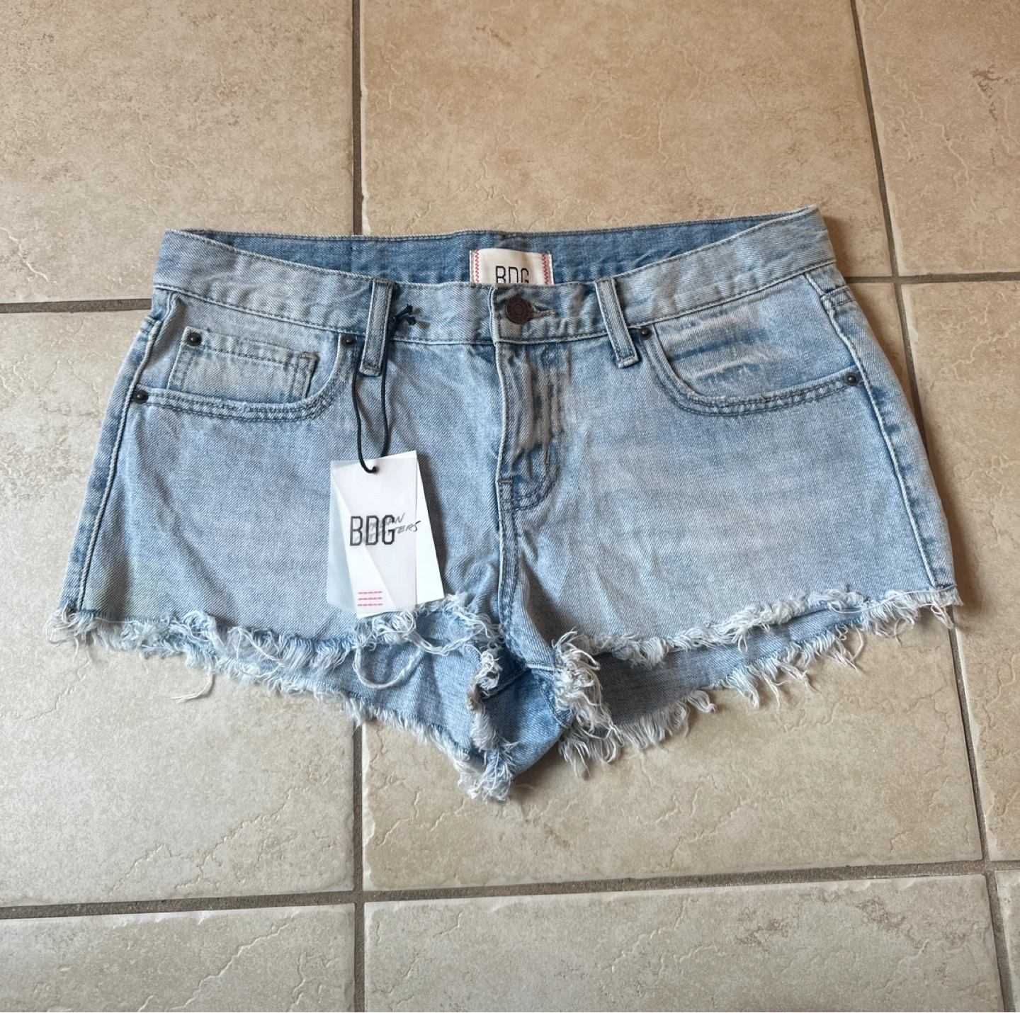 NWT Denim Shorts W28 BDG - photo 2