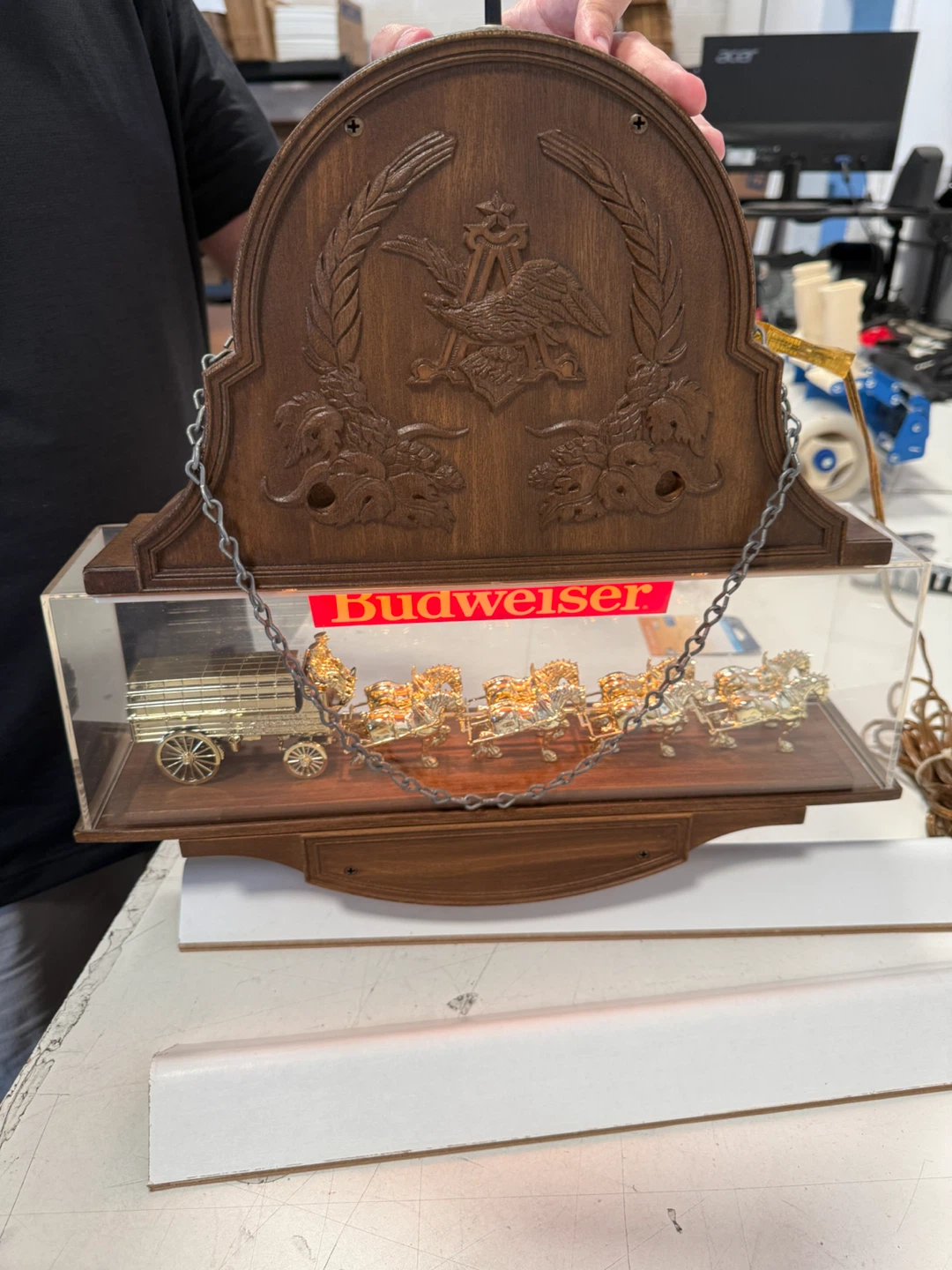 Budweiser Clock with Horse Drawn Wagon Display - photo 4