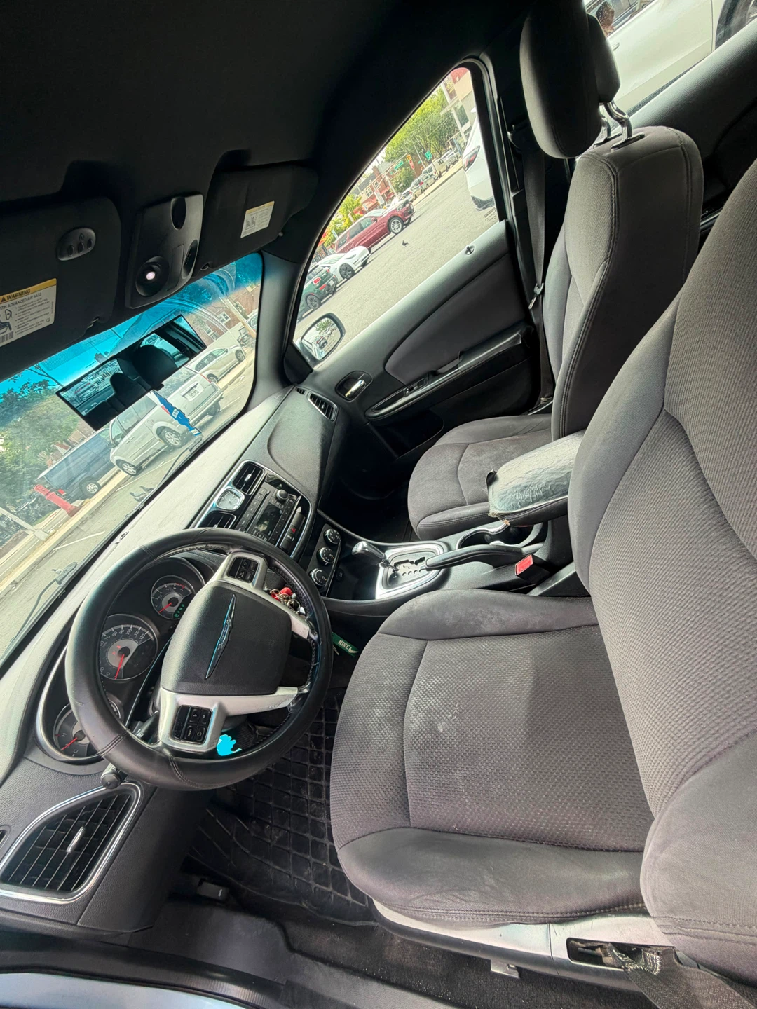 2012Chrysler 200 Sedan - photo 3