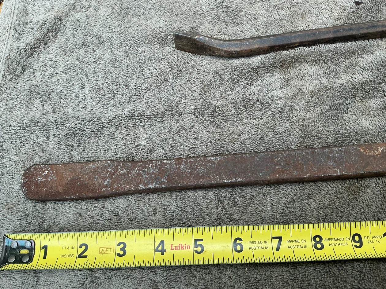 2 Vintage Crow Pry Bars ! - photo 3