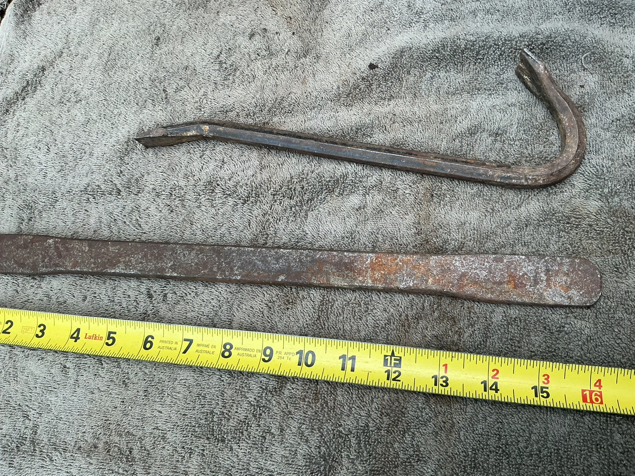 2 Vintage Crow Pry Bars ! - photo 4