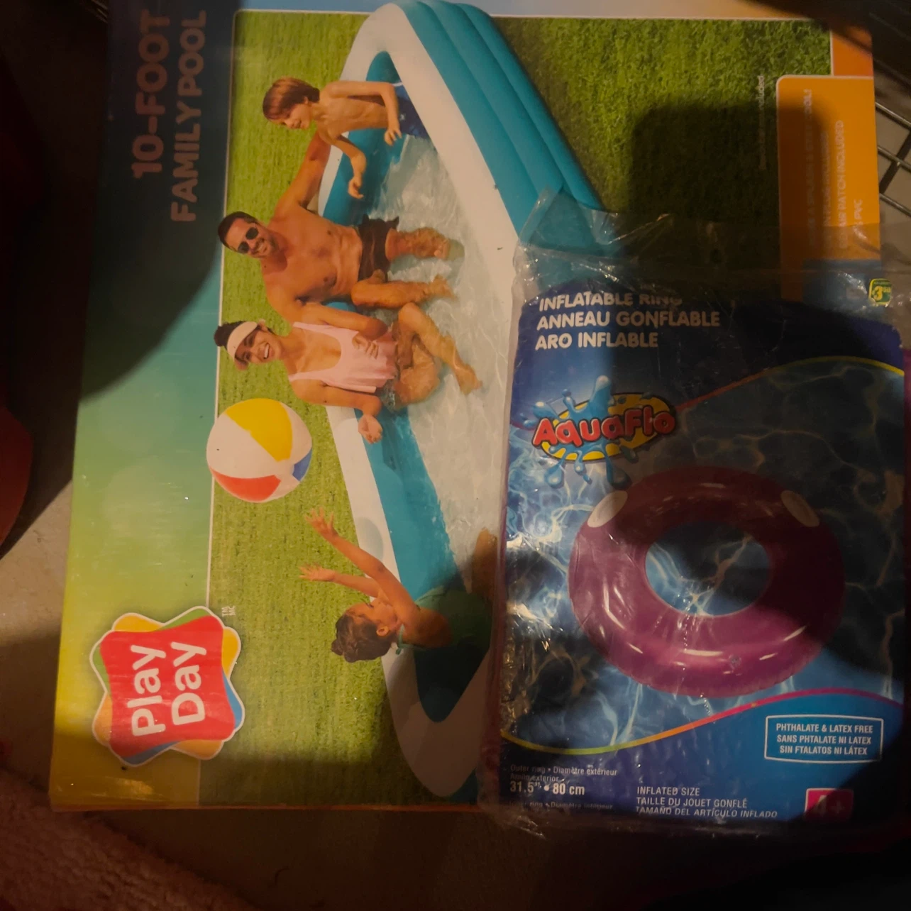 Play Day 10-Foot Family Pool and AquaFlo Inflatable Ring