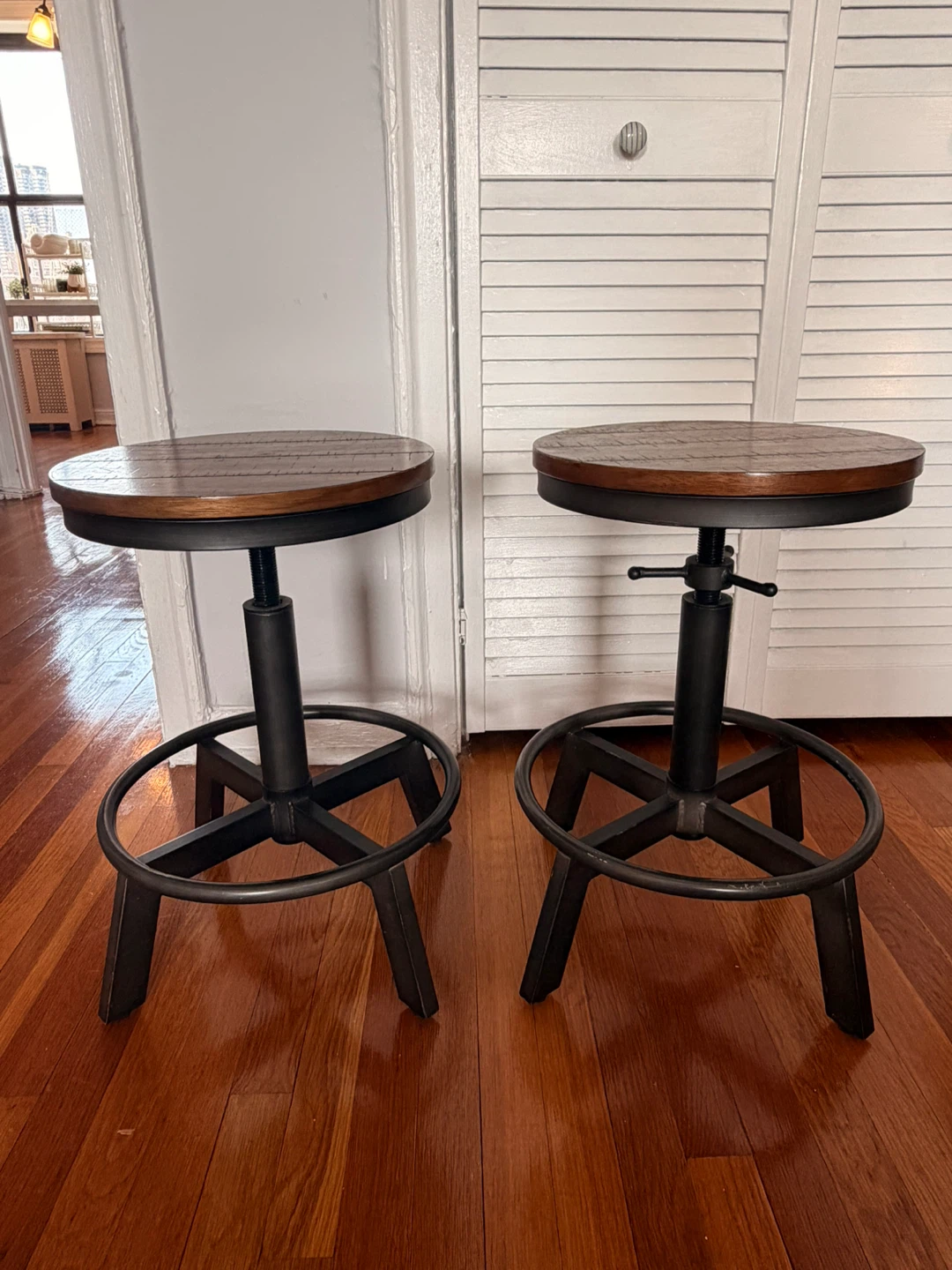 Wood Console Table with Metal Accents - photo 5