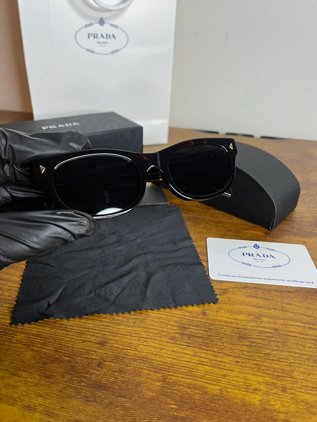 Prada Sunglasses SPR C09 tortoise shell - photo 2