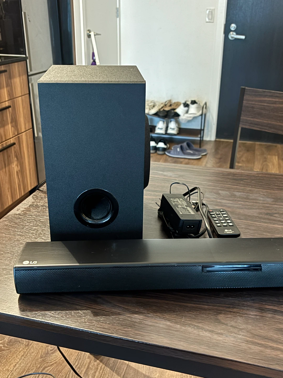 LG SQC1 Soundbar and Subwoofer