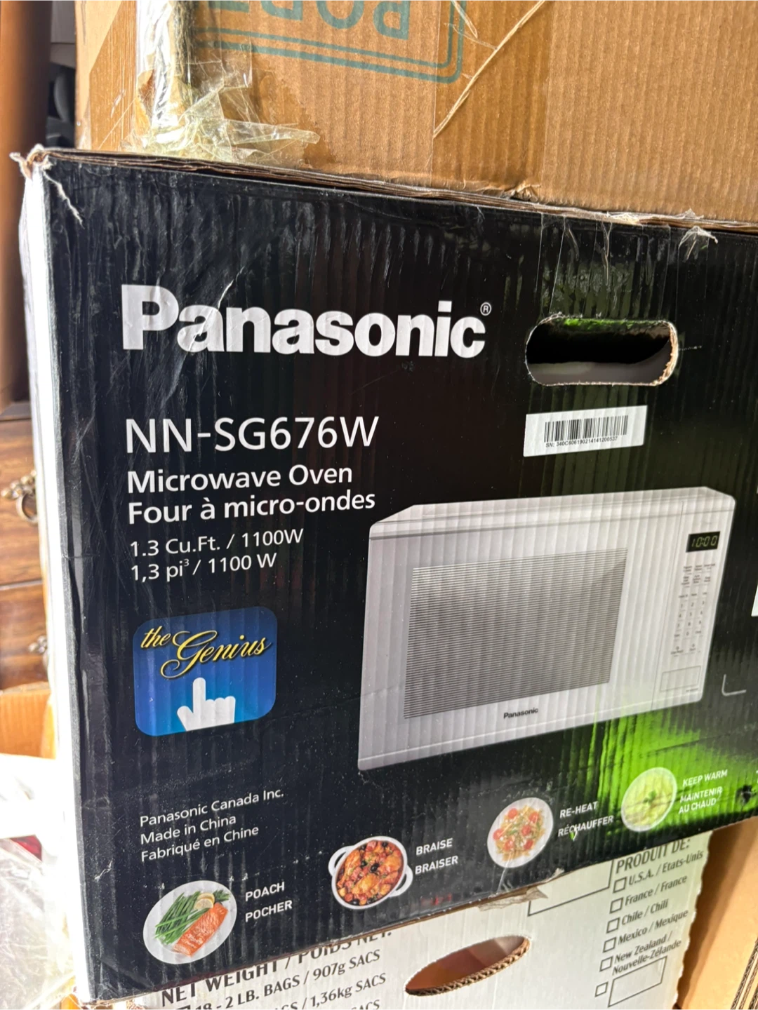 Panasonic NN-SG676W Microwave Oven