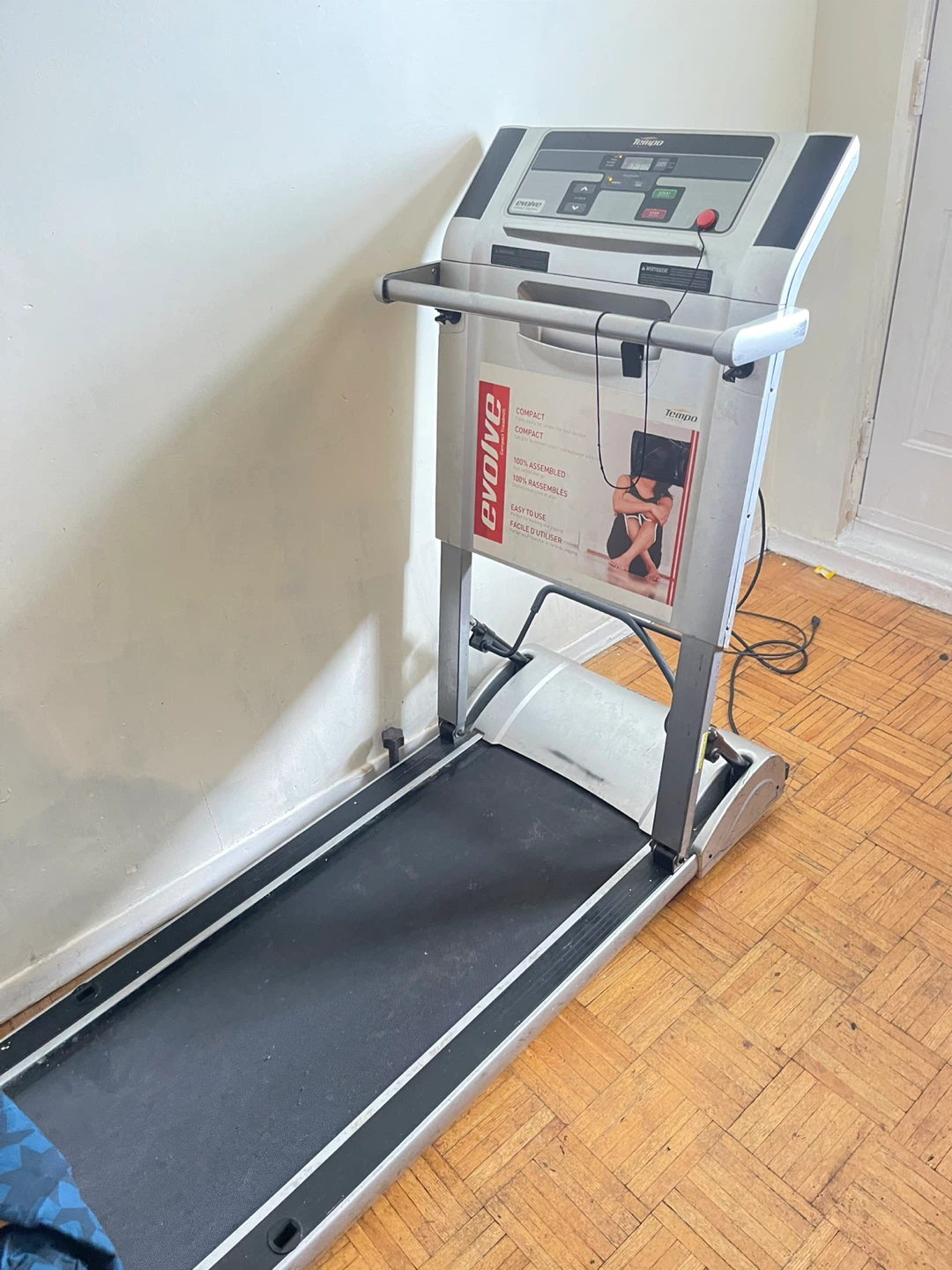 Evolve Treadmill