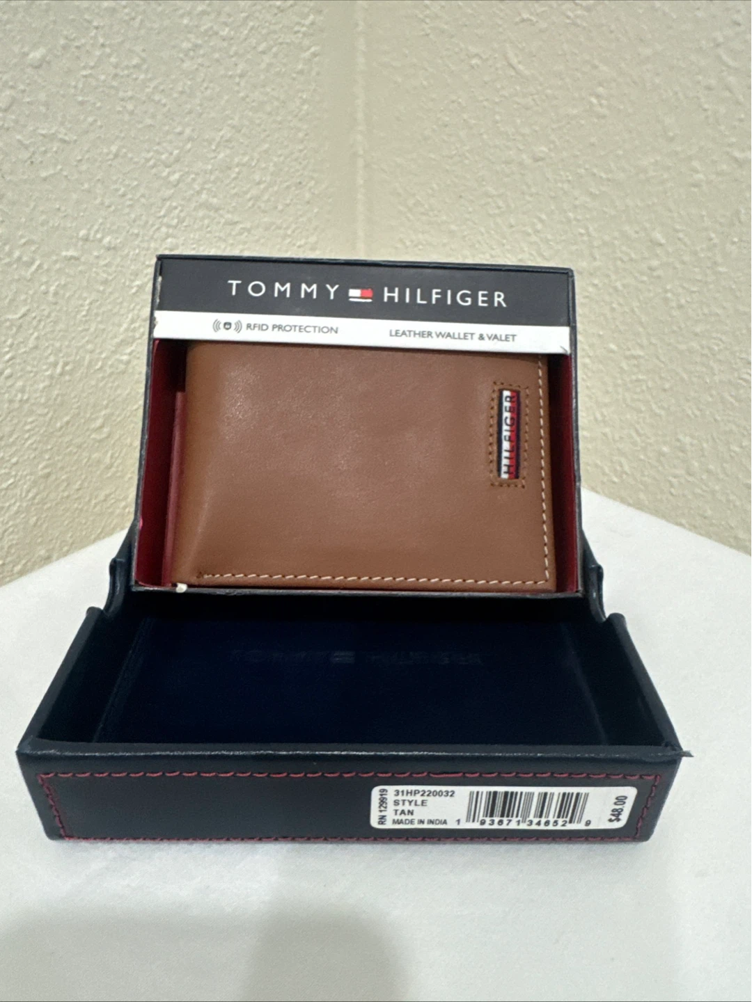 Tommy Hilfiger Leather Wallet & Valet - photo 5