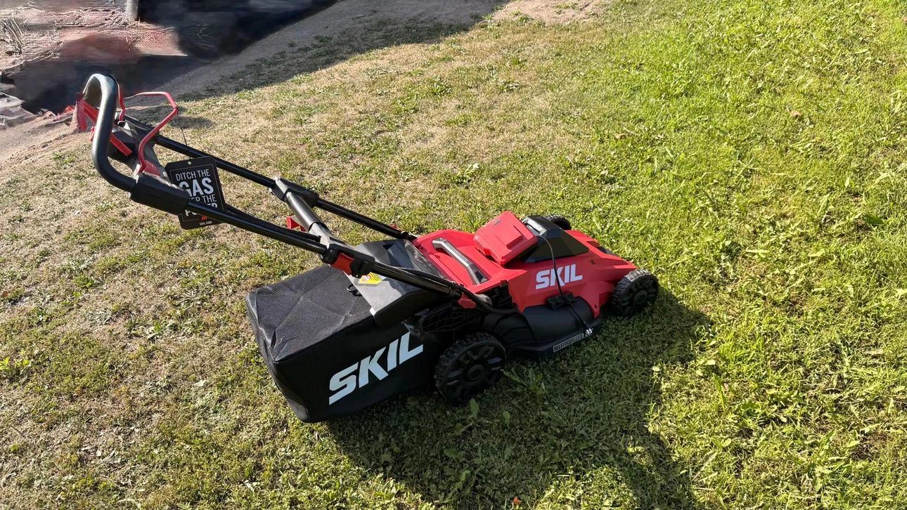 Lawn Mowers for Sale - photo 4