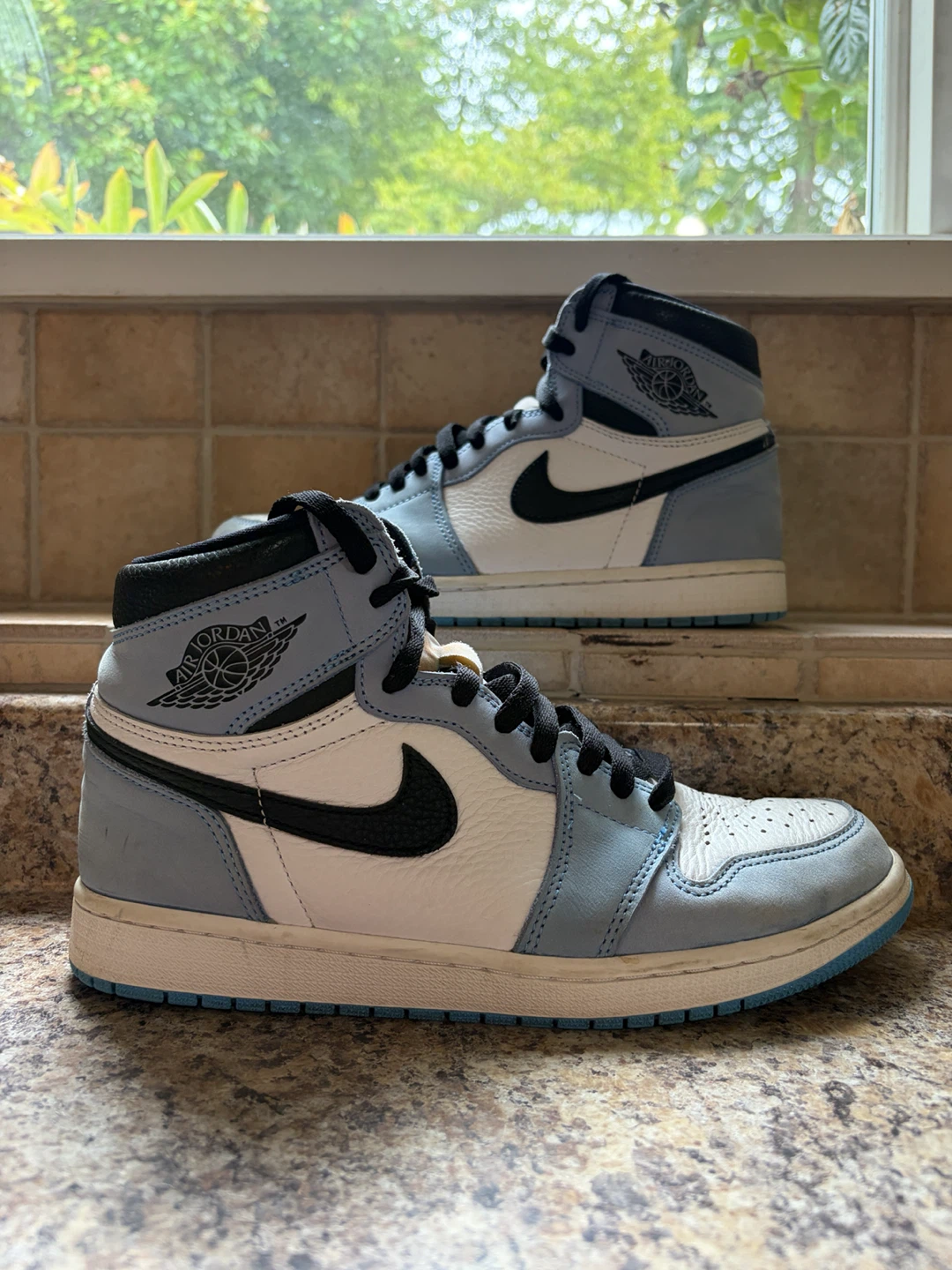 Nike Air Jordan 1 High UNC