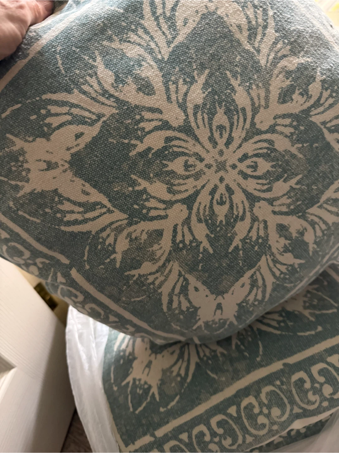 4 Decorative cushions - photo 2