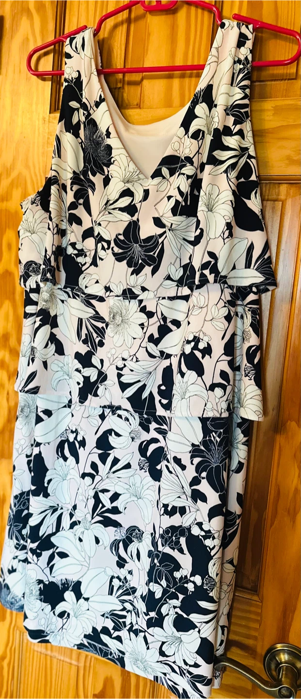 Tommy Hilfiger Floral Print Dress Size 10 - photo 3
