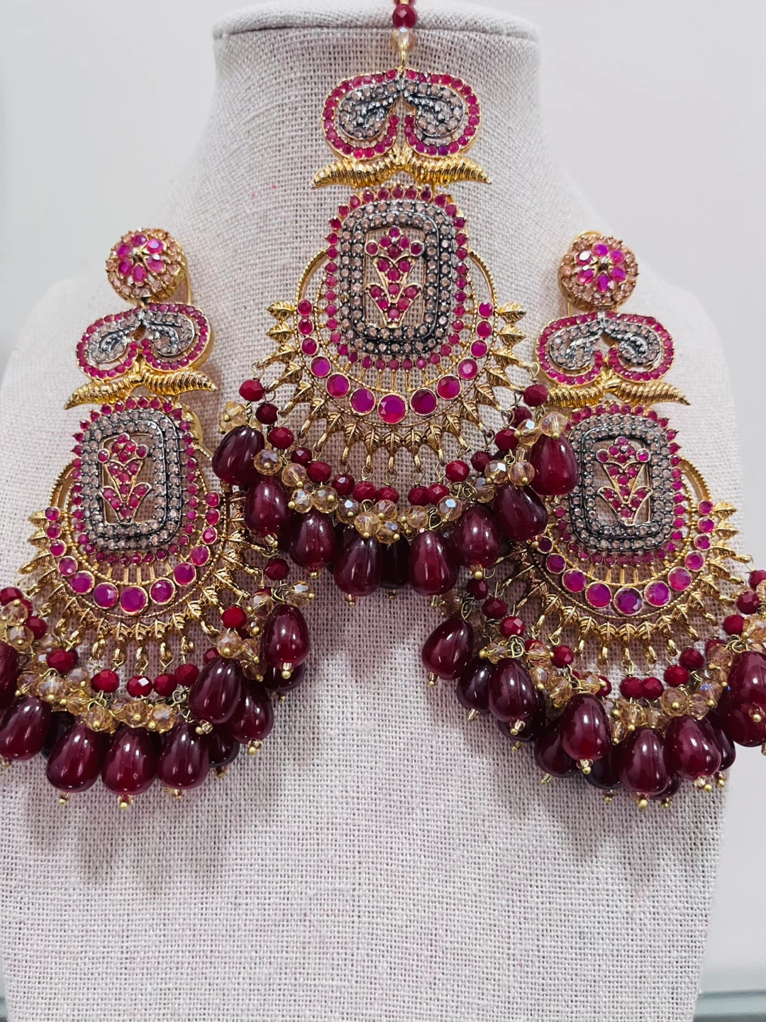Tikka and jhumkas
