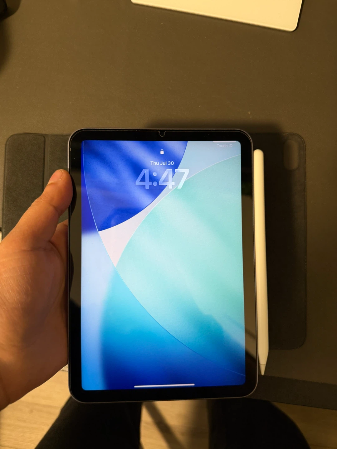 iPad Mini (6th Gen) 64gb with Apple Pencil (2nd Gen) - photo 2