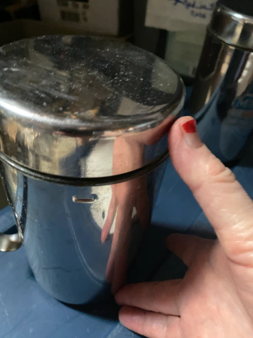 Stainless Steel Oil Pot from India. Strong stainless steel