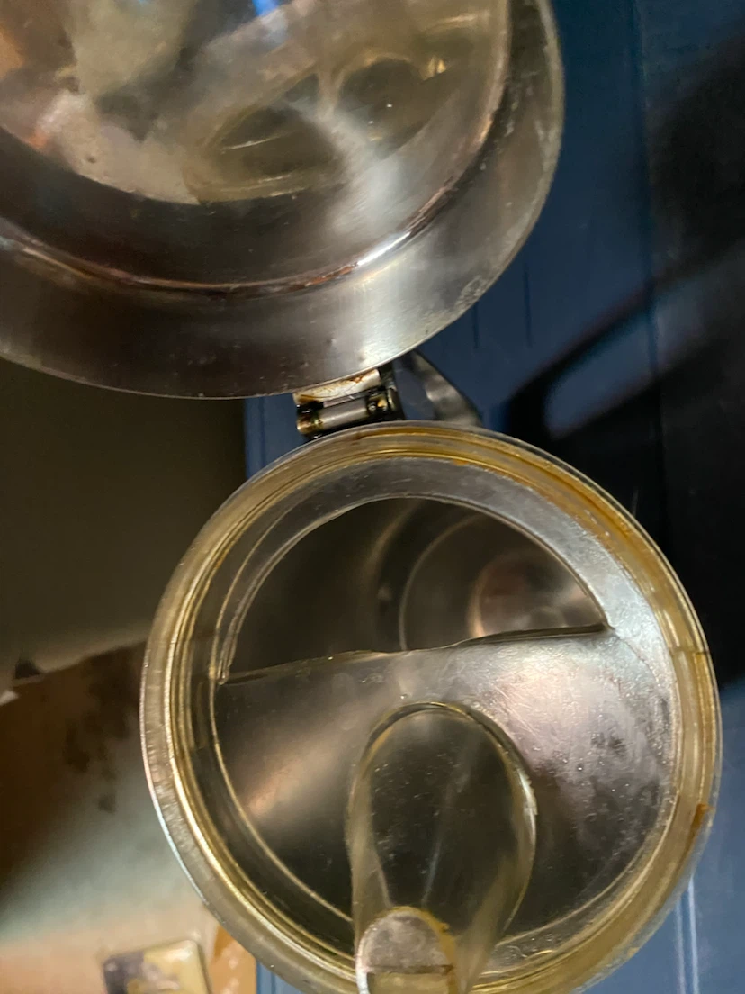 Stainless Steel oil container. Easy to pour and store - photo 4