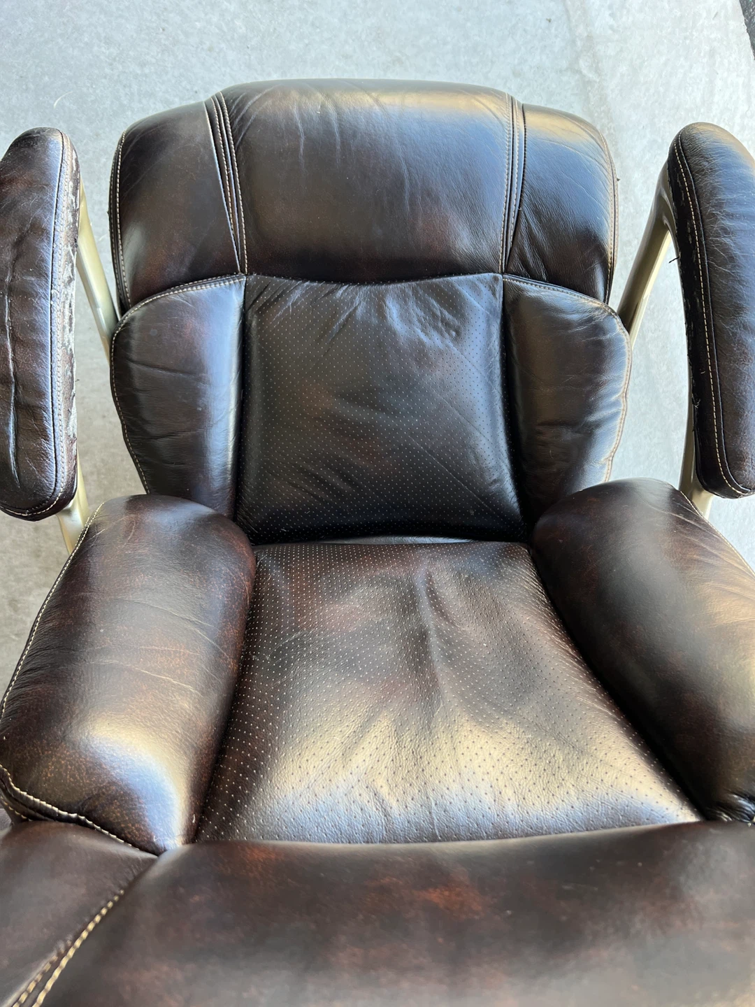 Leather Chair - photo 3