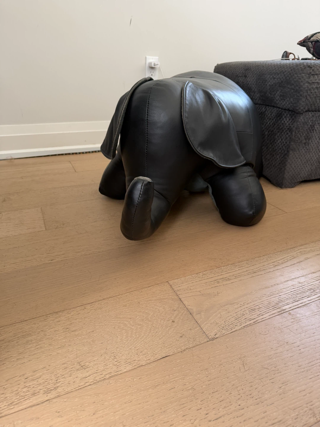 Genuine Leather Elephant Ottoman - photo 2