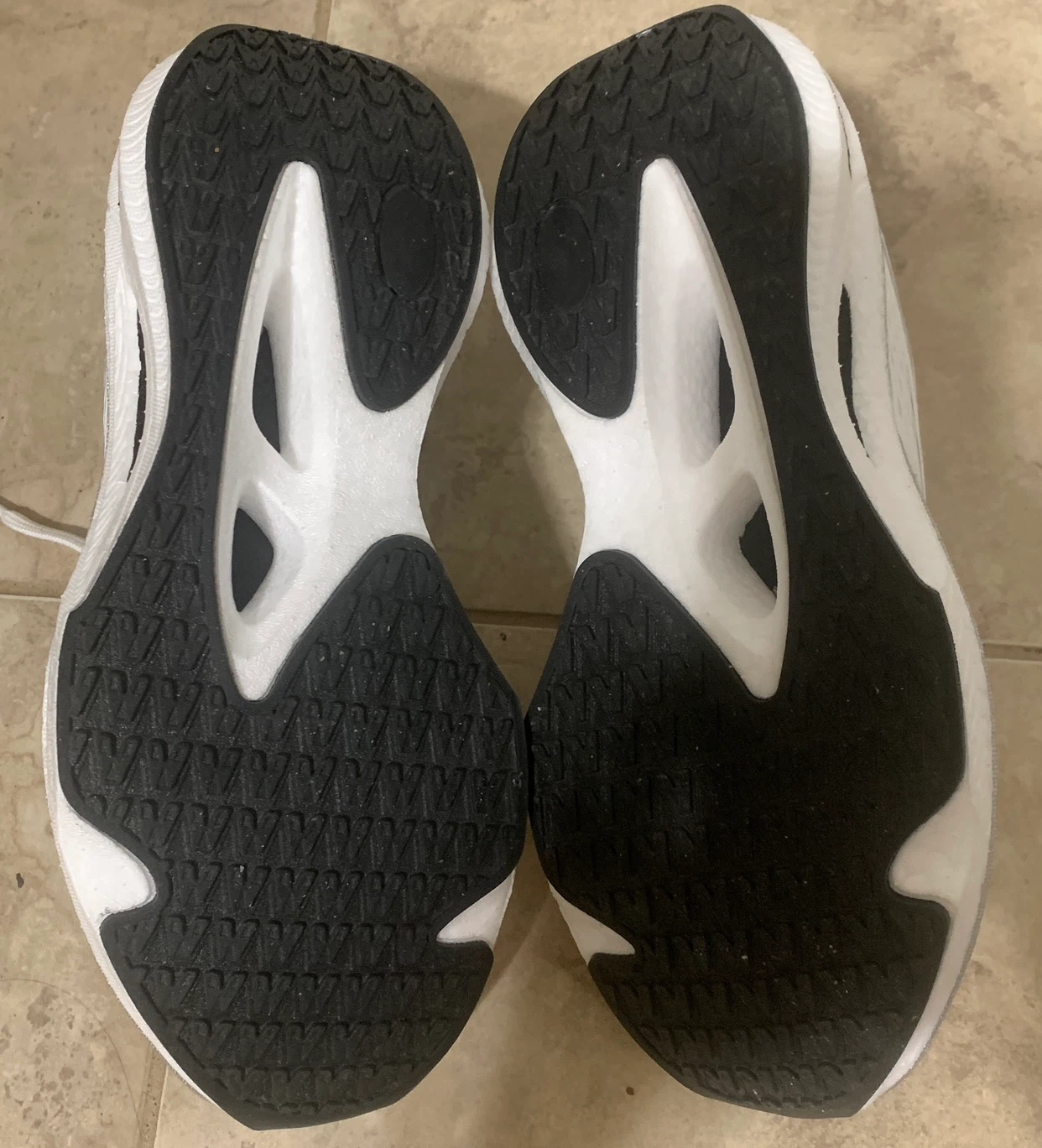 Running Shoes - Women’s Size 9 (New) - photo 4