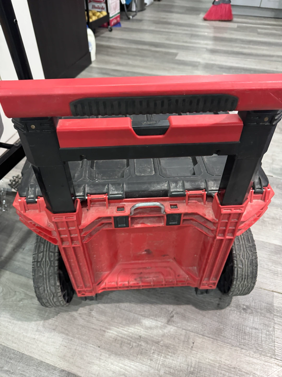 Milwaukee PACKOUT Rolling Tool Box - photo 4