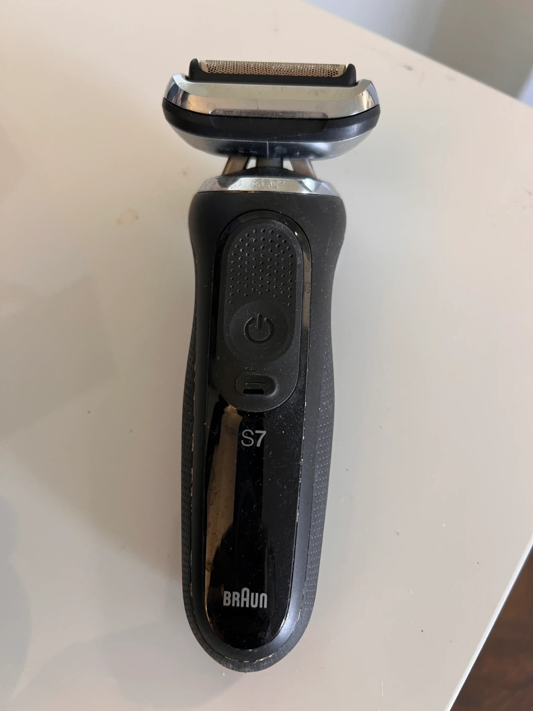 Braun Series 7 Electric Shaver with SmartCare Center - photo 3