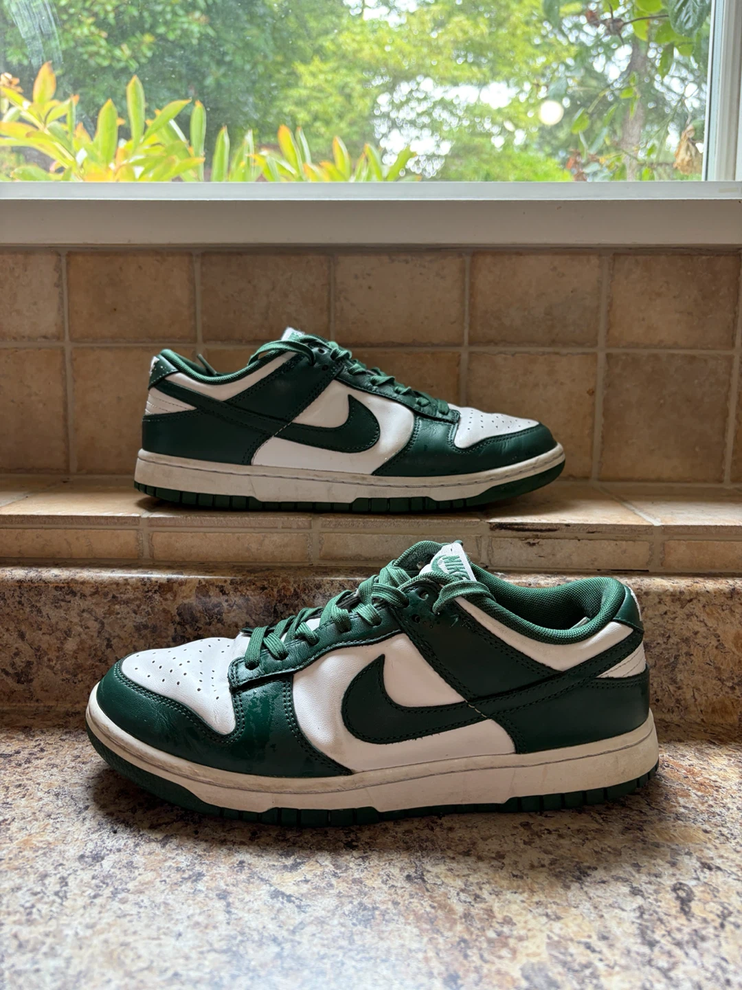 Nike Dunk Low Green White Sneakers