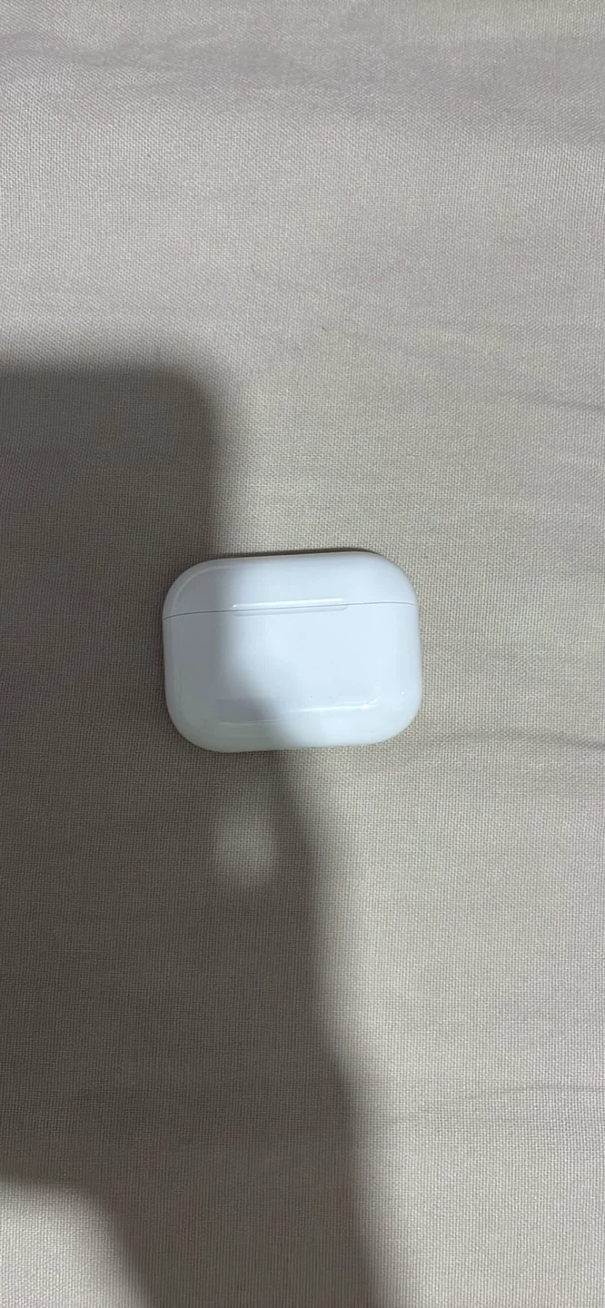 Apple AirPods - photo 3