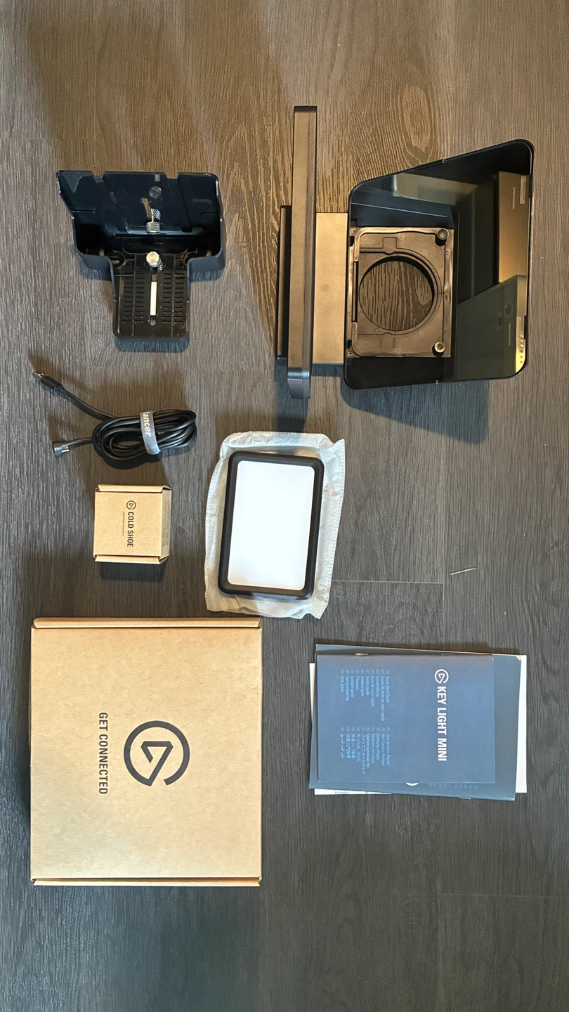 Elgato Prompter All-in-One Teleprompter and Monitor - photo 3