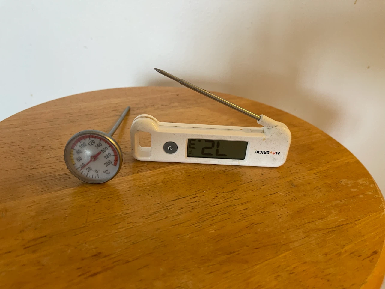 Maverick Digital Meat Thermometer - photo 2