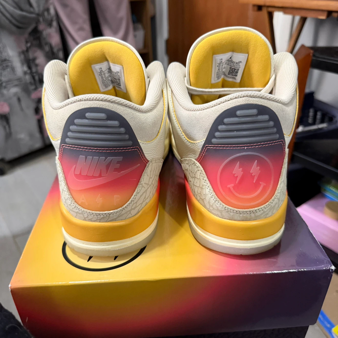 Jordan 3 J Balvin size 14 - photo 4