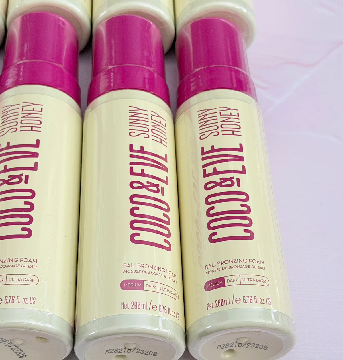 Medium Coco & Eve Sunny Honey Bali Bronzing Self Tanner Mousse - photo 2