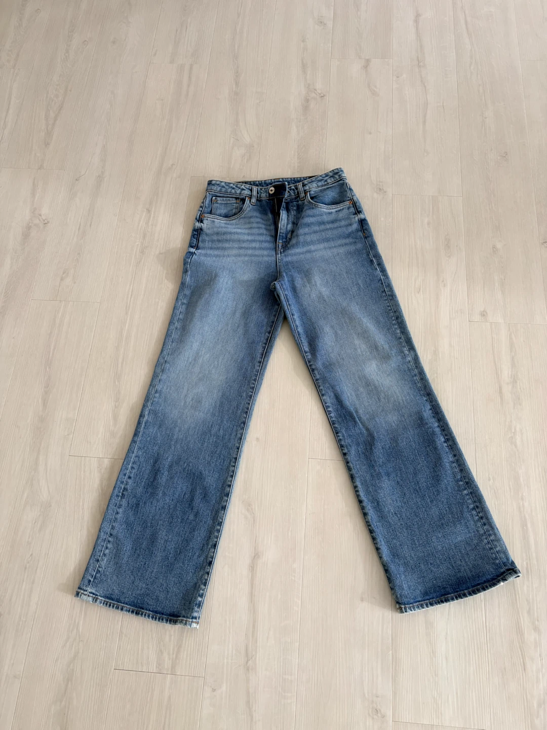 Buffalo David Bitton- High Rise Wide Leg Jeans - Size W 28