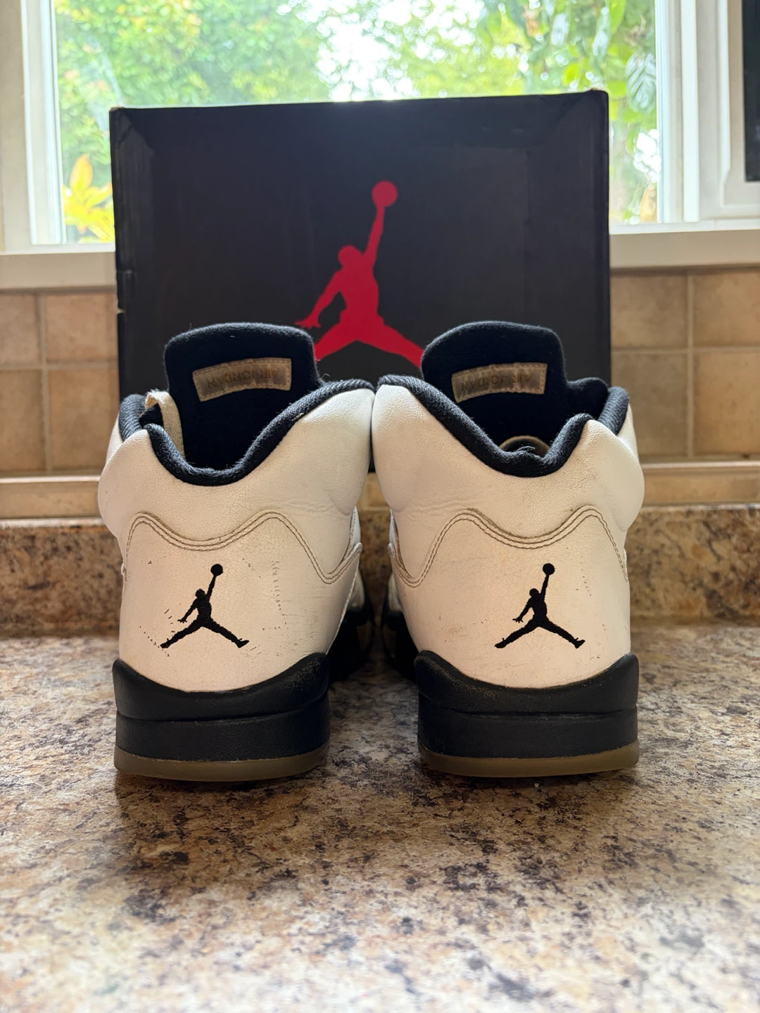 Air Jordan 5 Retro Gold White Black Sneakers - photo 2