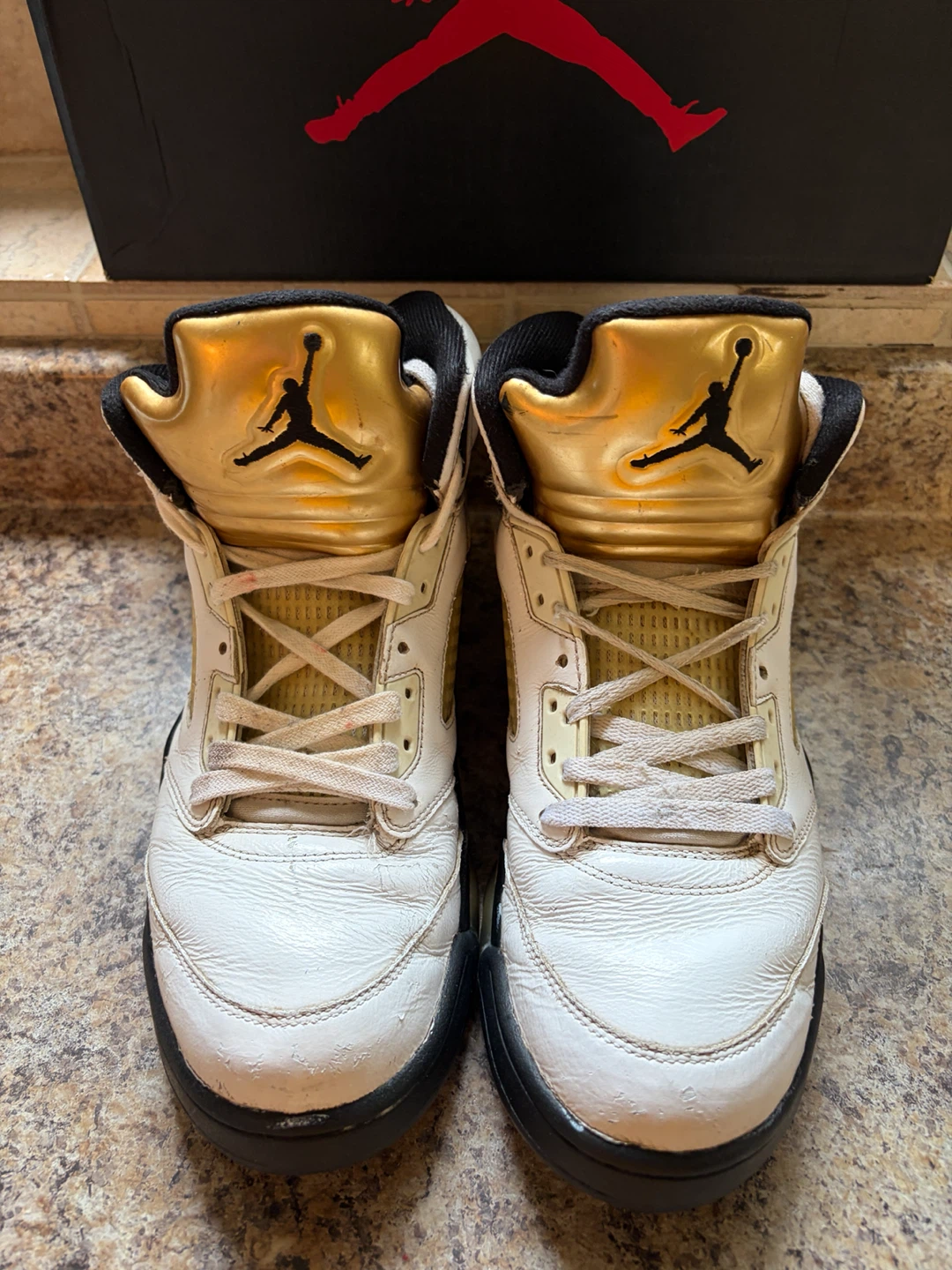 Air Jordan 5 Retro Gold White Black Sneakers - photo 4