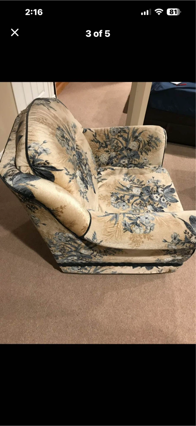 Movie 🎥 prop vintage Floral Armchair - photo 4