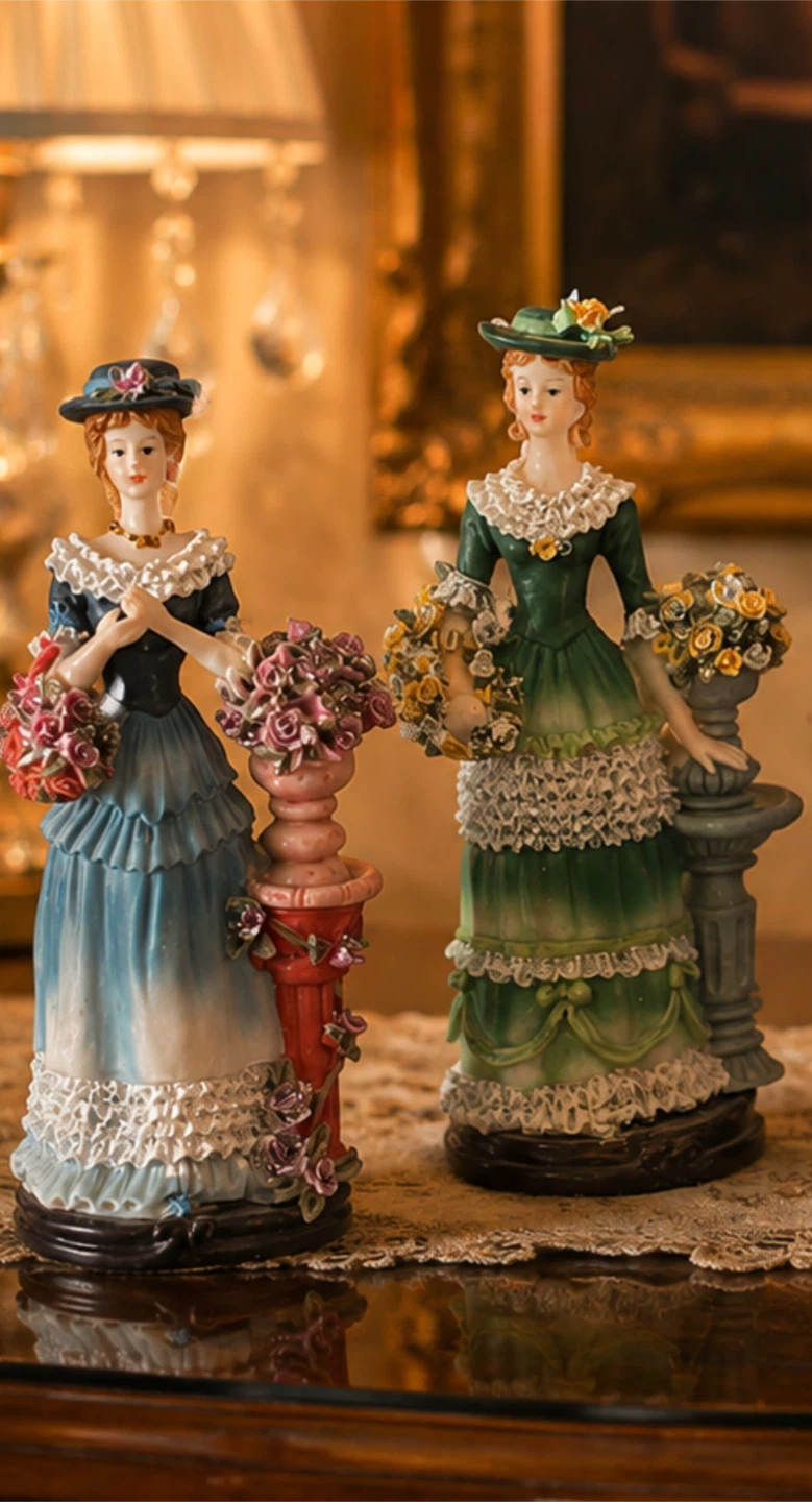 Set of 5 Elegant Vintage Lady Figurines. Each - photo 5
