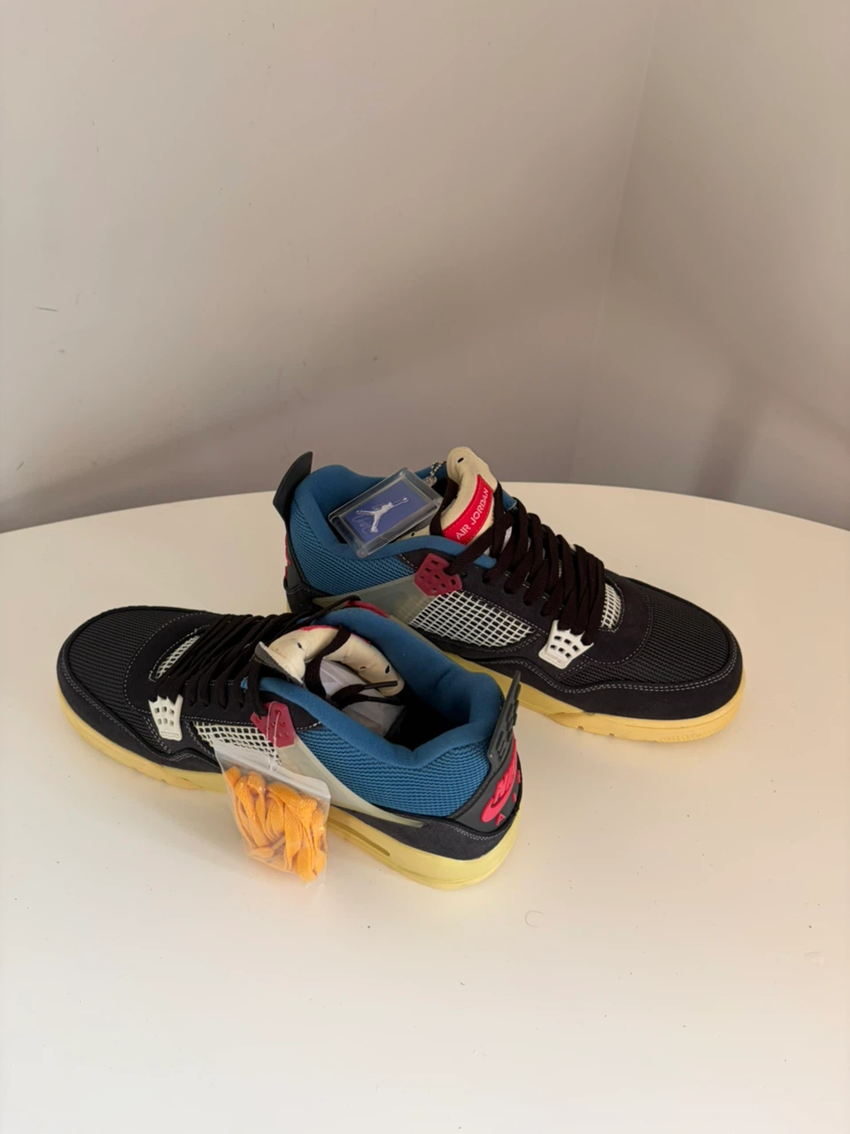 Jordan 4 "Off-White" sneakers - photo 3