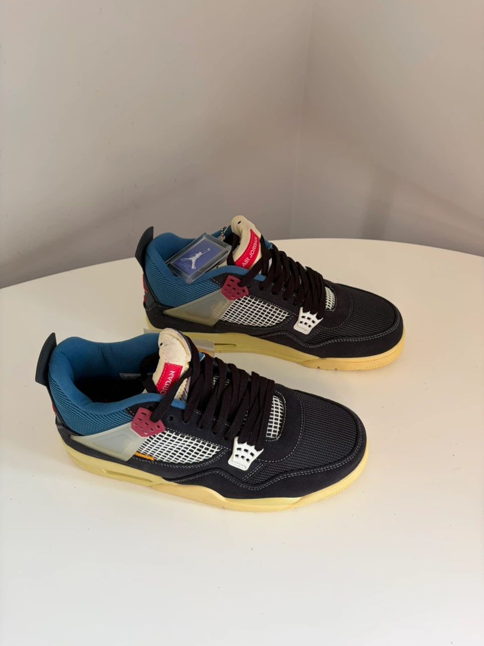 Jordan 4 "Off-White" sneakers - photo 4