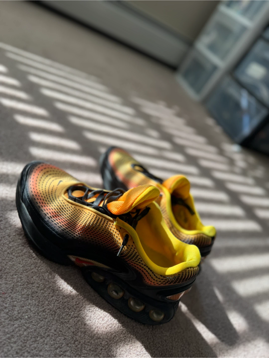 Nike Air Max Dn Tuned 1 Men's Running Shoes - photo 2
