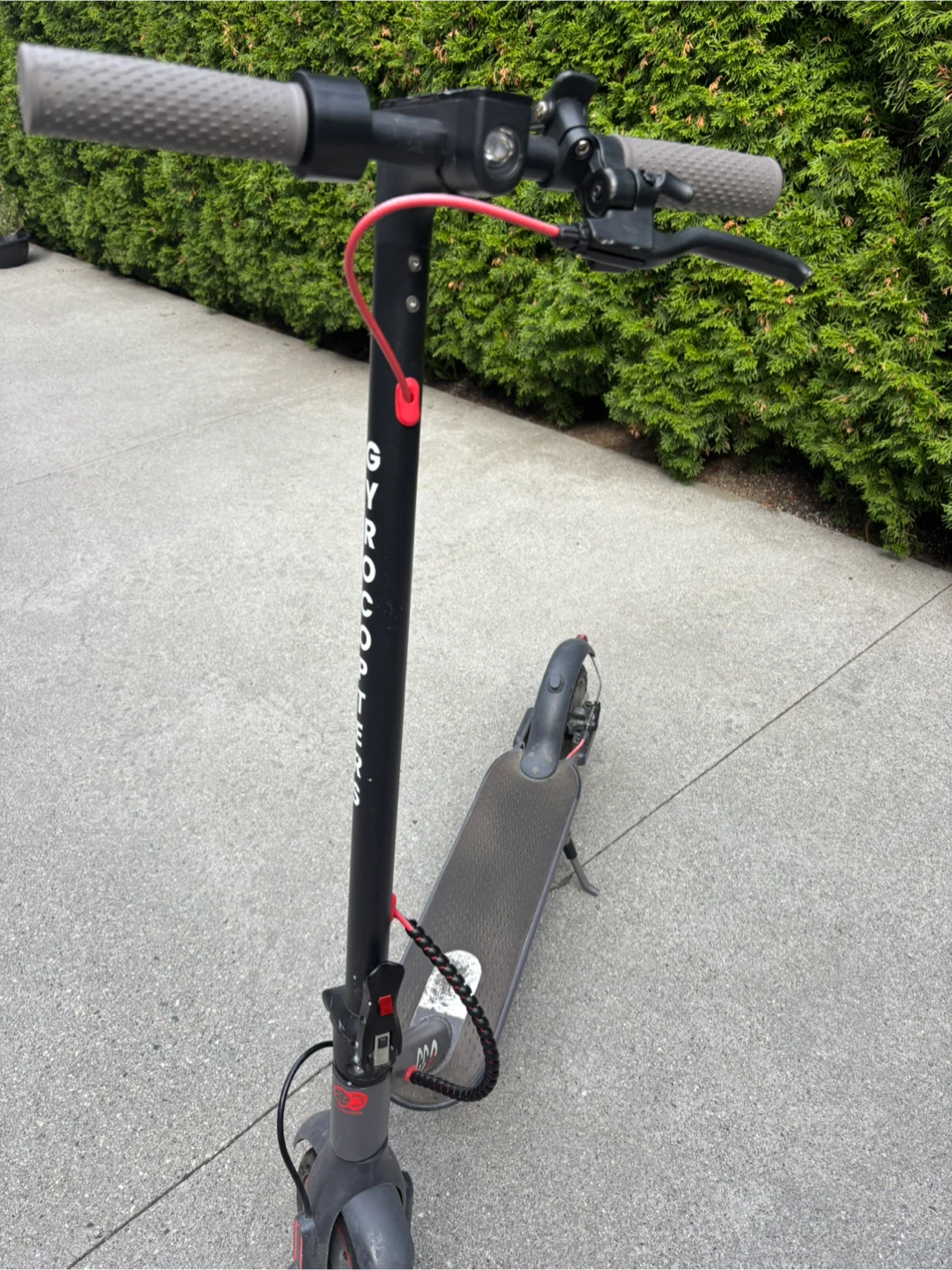 Electric scooter - photo 2