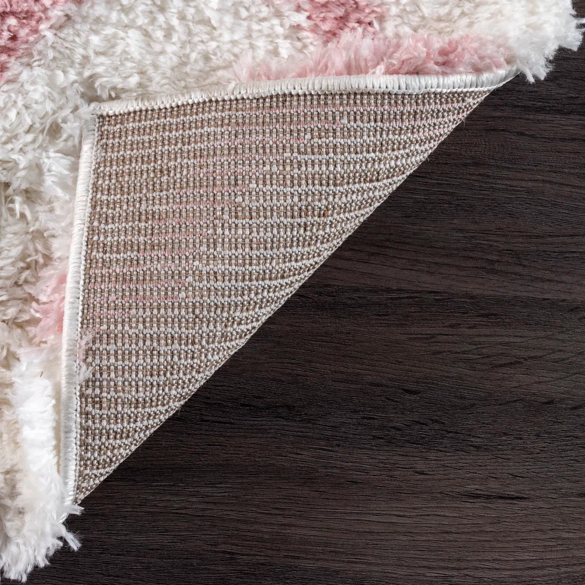 Cuanaic Trellis Shag Performance White/Pink Rug by Harriet Bee - photo 2