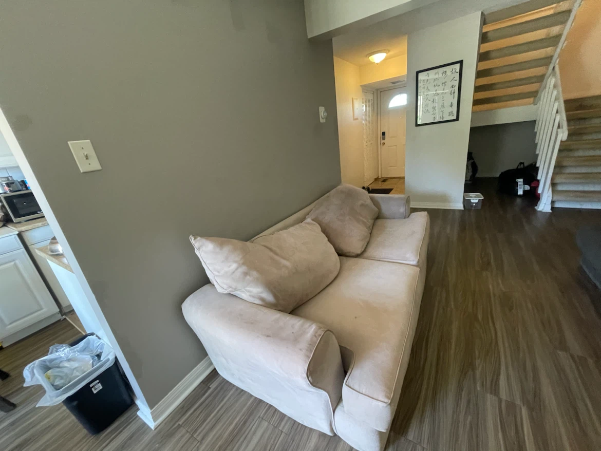 Free sofas - photo 2