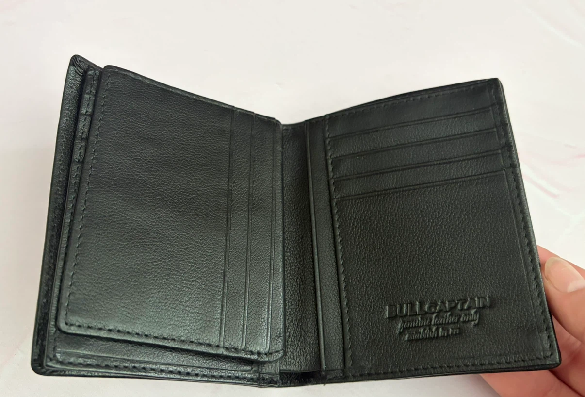 New Men’s Leather RFID Blocking Bifold Wallet - photo 3