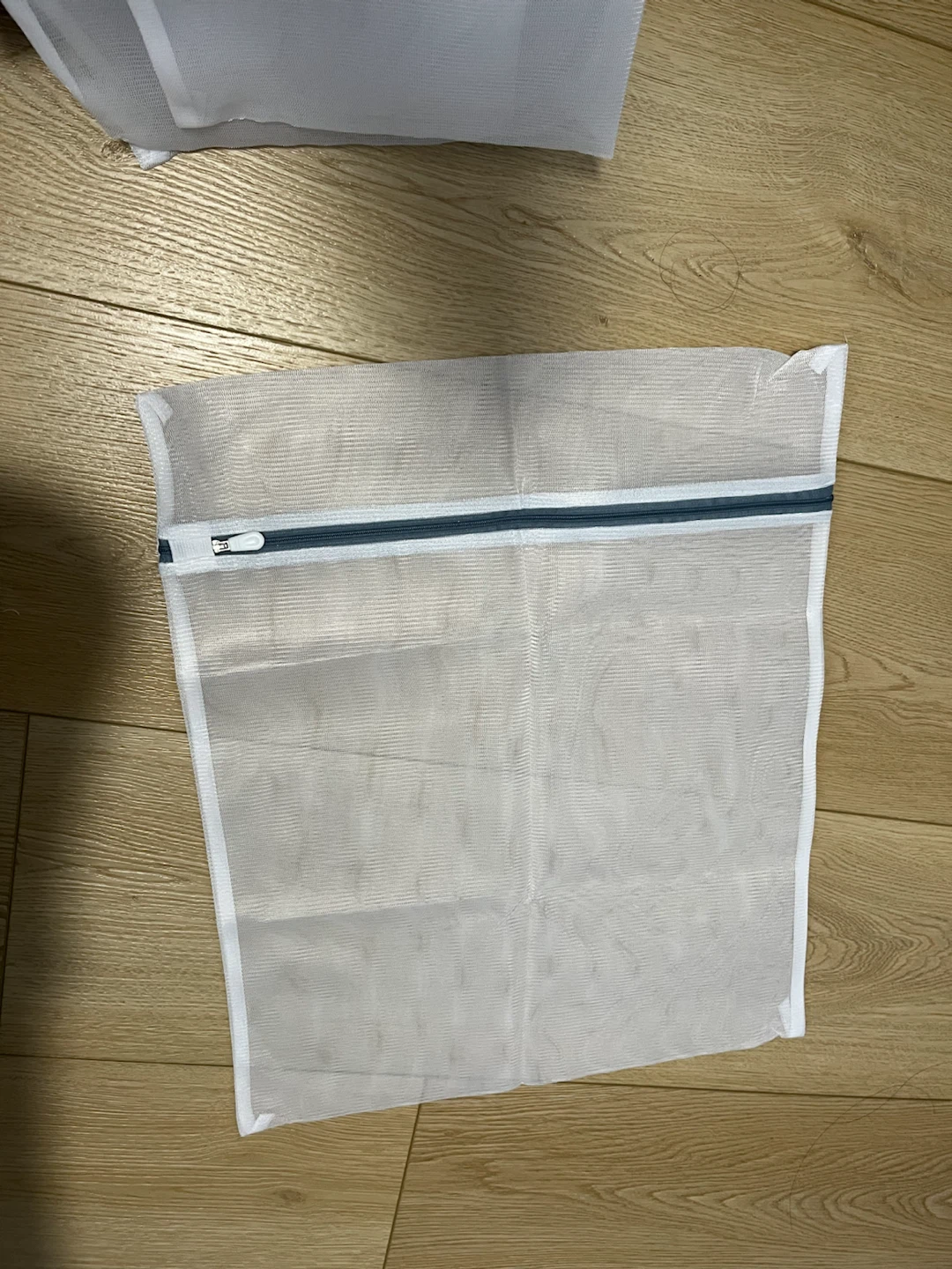 Mesh Laundry Bag - photo 2