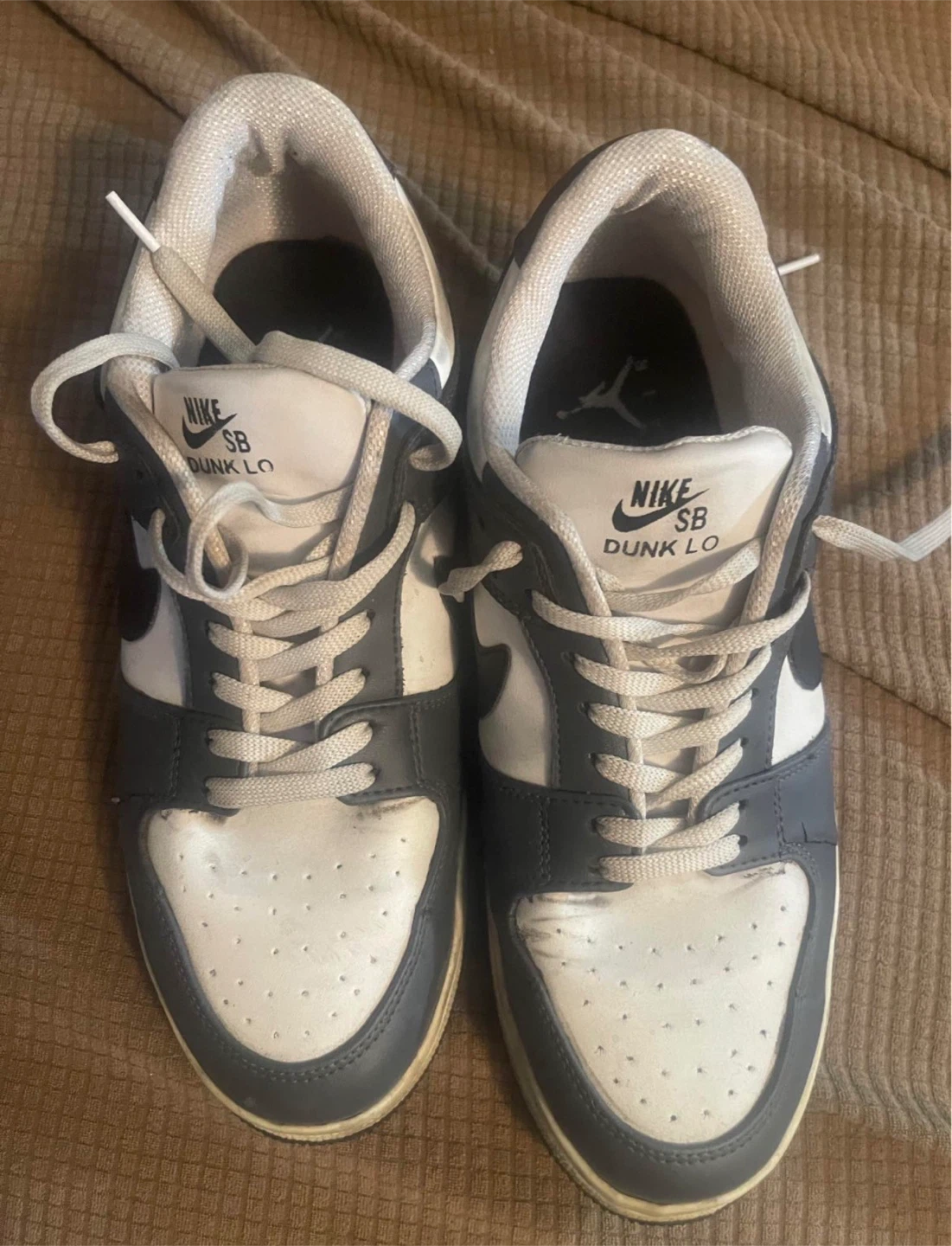 Nike SB Dunk Low "Panda" Sneakers